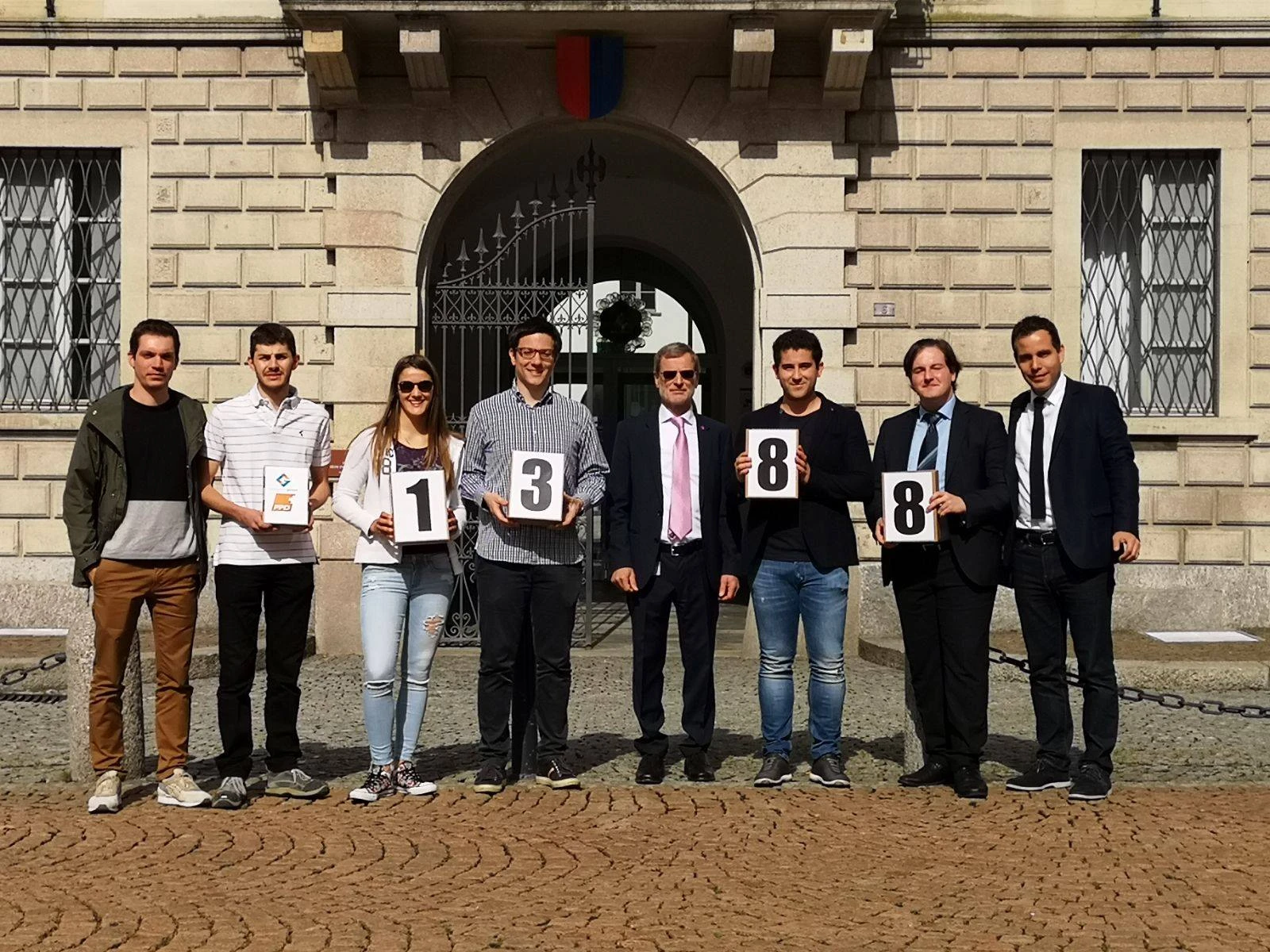 Comunicato stampa - Consegna firme a favore dei giovani disoccupati